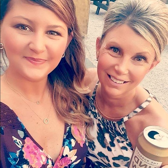 Meet your Posher, Kelly - Picture 4 of 4